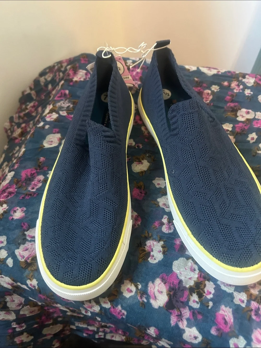 Tommy Hilfiger Twgilrey Women's Slip-On Knit Sneakers - Navy with Yellow Trim